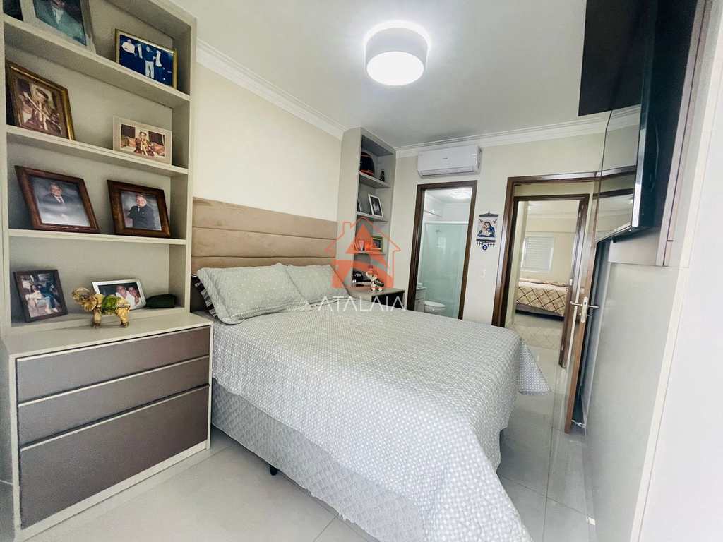 Apartamento em Praia Grande, no bairro Boqueirão