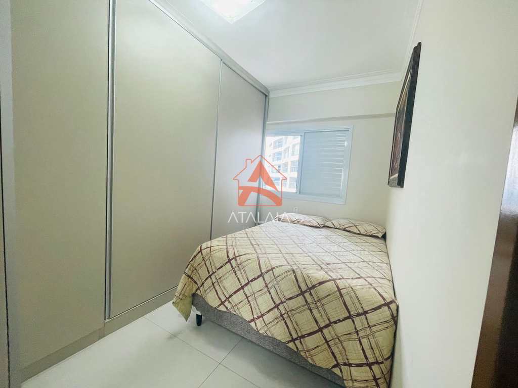 Apartamento em Praia Grande, no bairro Boqueirão