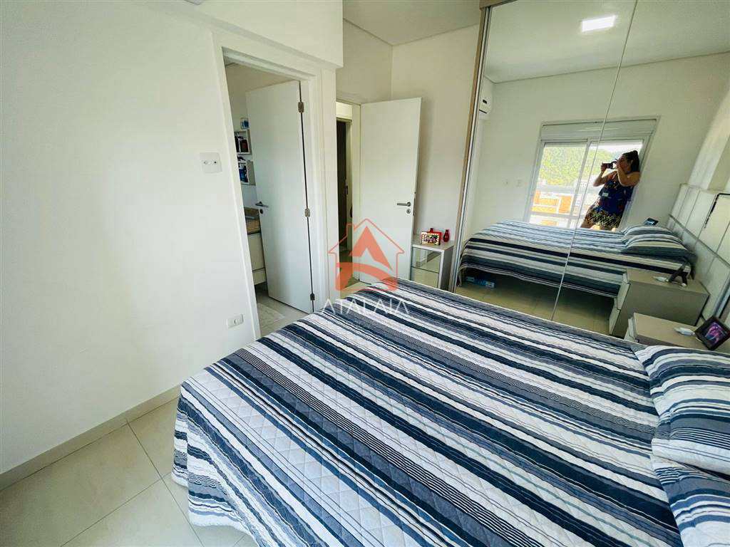 Apartamento em Praia Grande, no bairro Canto do Forte