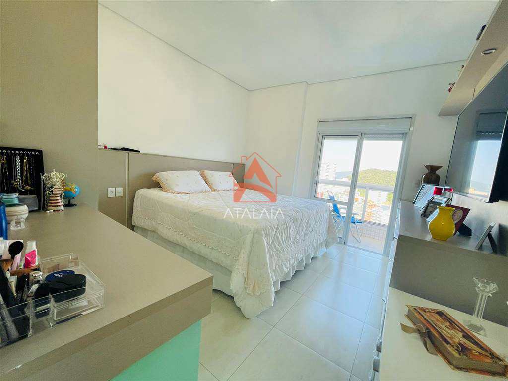 Apartamento em Praia Grande, no bairro Canto do Forte