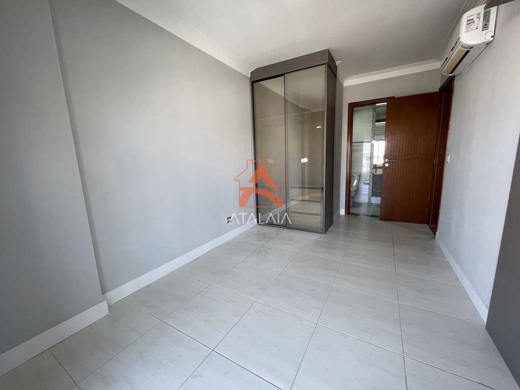 Apartamento em Praia Grande, no bairro Boqueirão