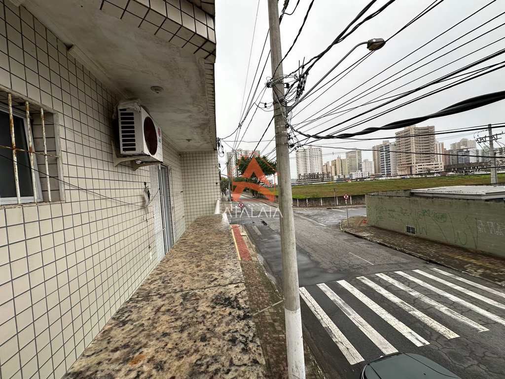 Casa em Praia Grande, no bairro Guilhermina