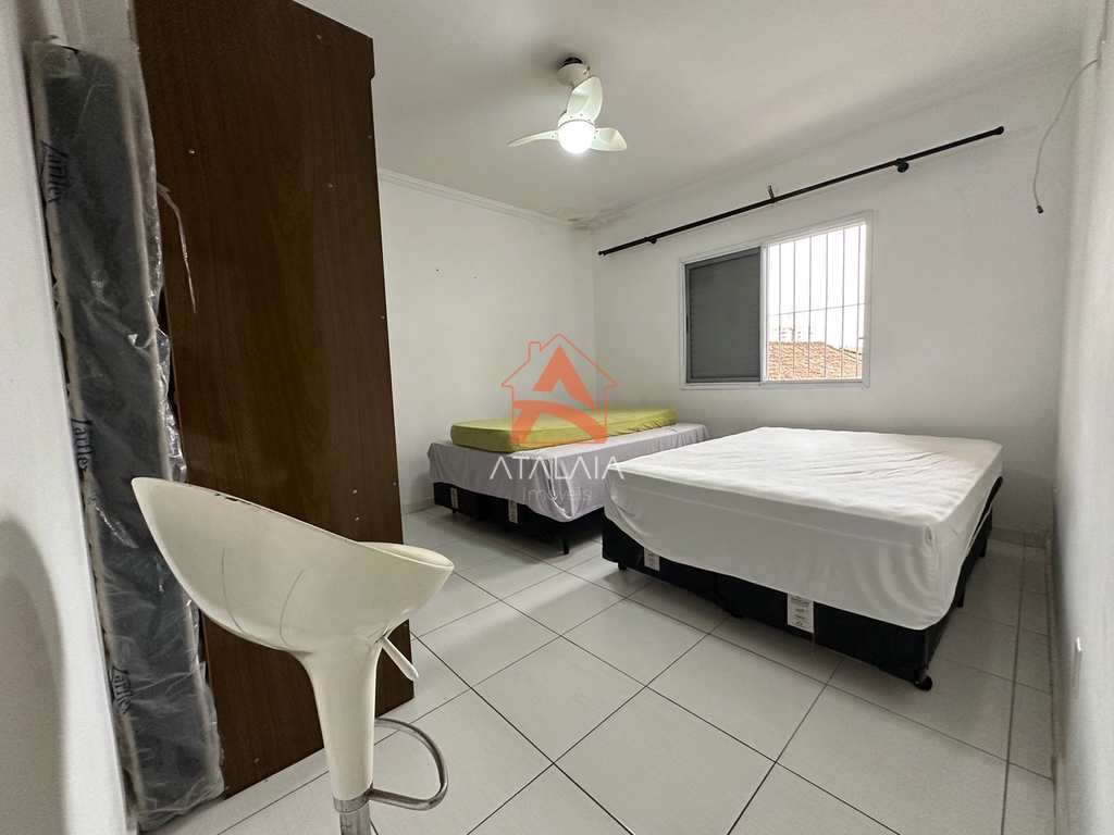 Casa em Praia Grande, no bairro Guilhermina