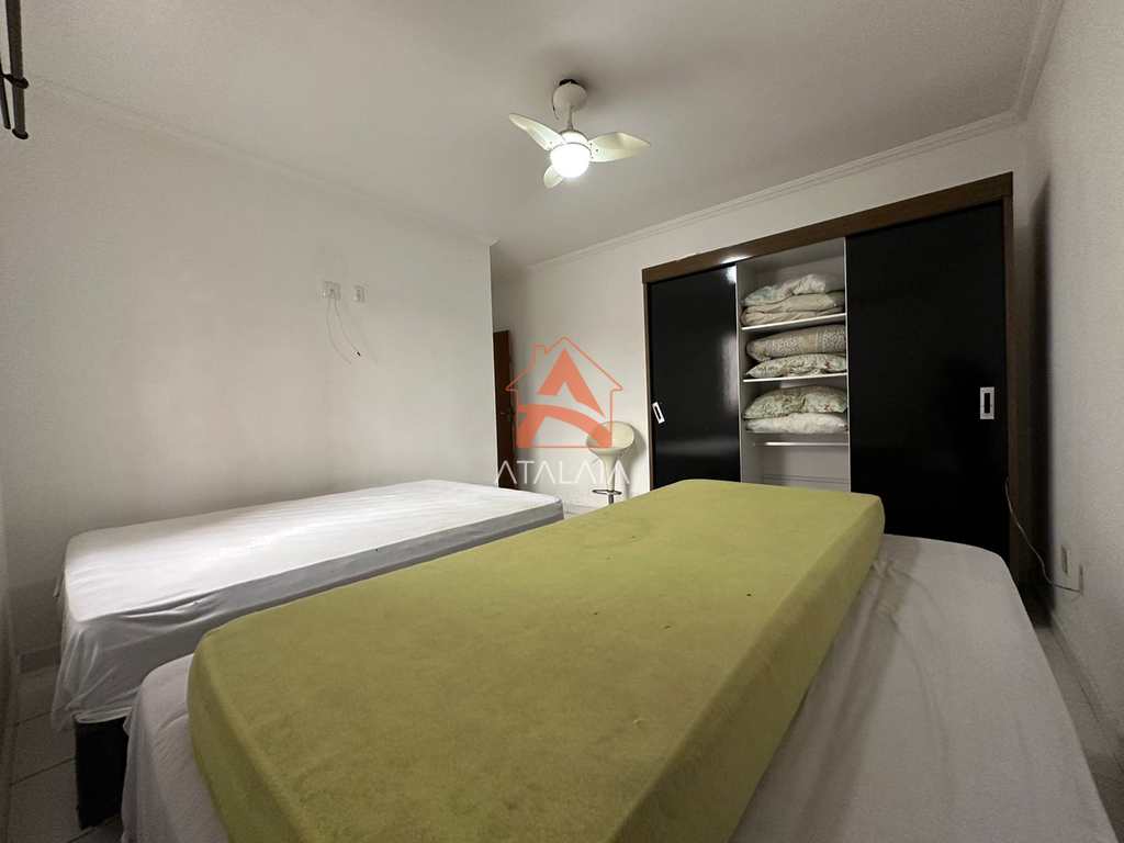Casa em Praia Grande, no bairro Guilhermina