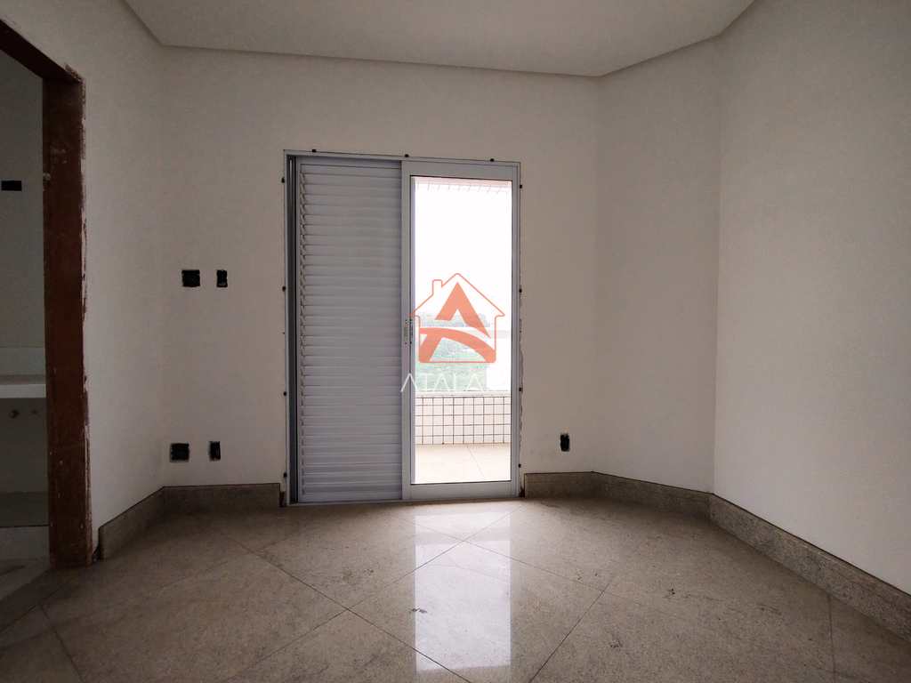 Cobertura em Praia Grande, no bairro Canto do Forte