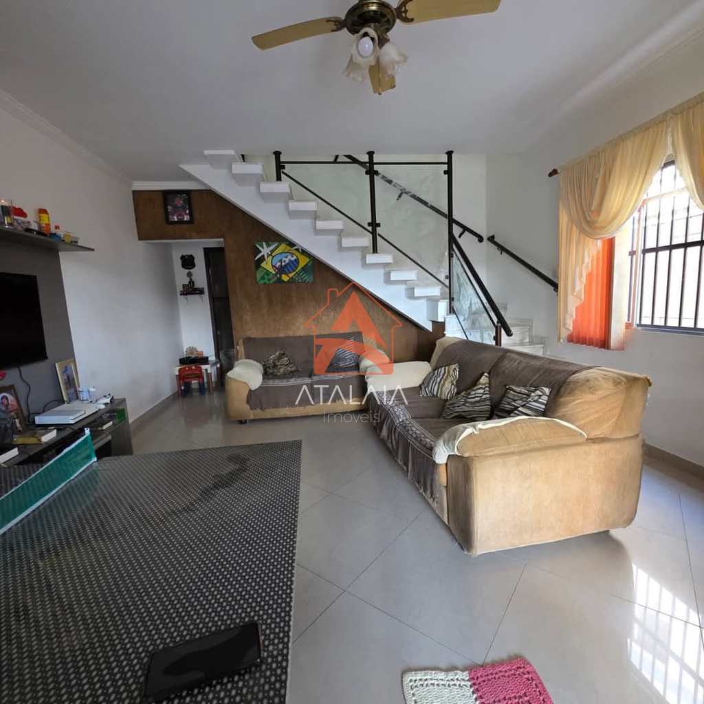 Casa em Praia Grande, no bairro Solemar