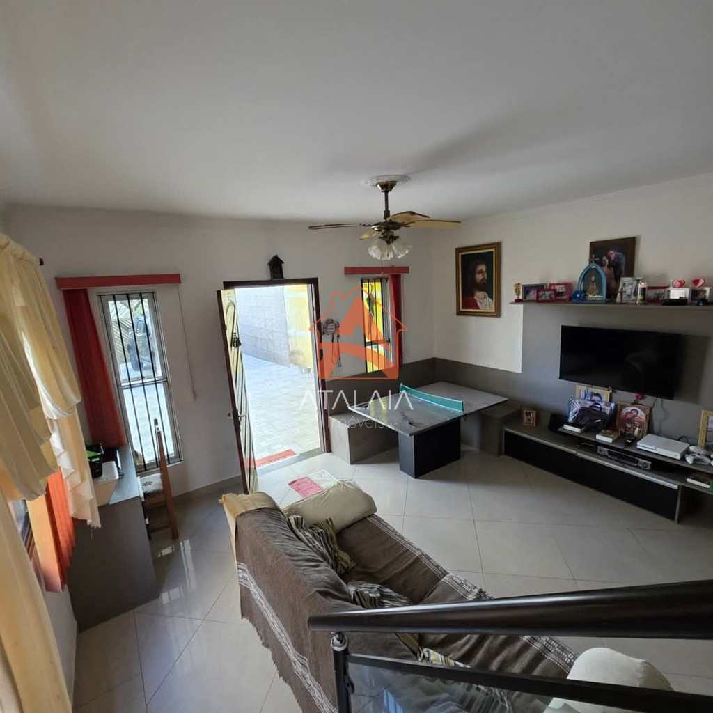 Casa em Praia Grande, no bairro Solemar