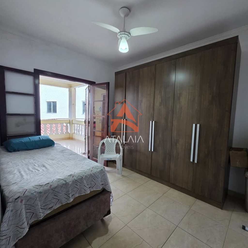 Casa em Praia Grande, no bairro Solemar