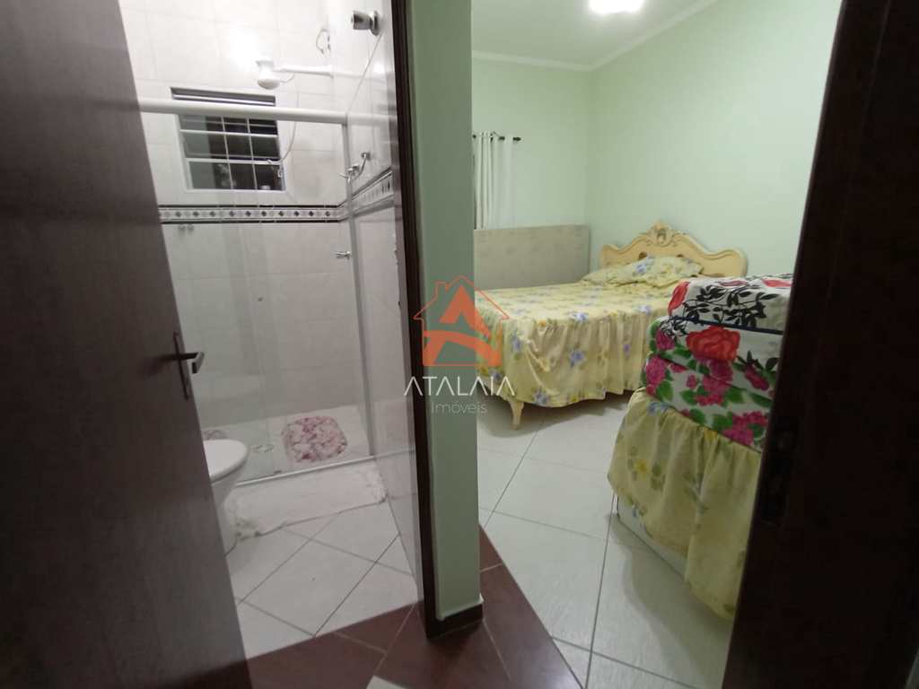 Casa em Praia Grande, no bairro Solemar