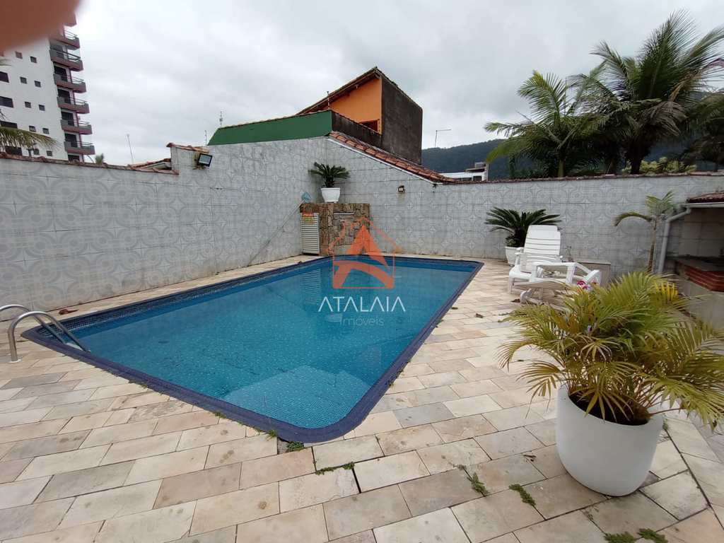 Casa em Praia Grande, no bairro Solemar