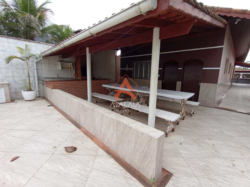 Casa em Praia Grande, no bairro Solemar