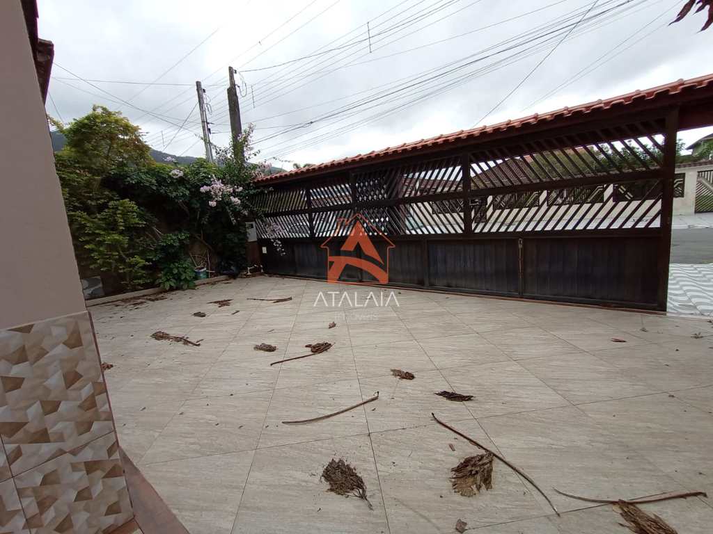 Casa em Praia Grande, no bairro Solemar