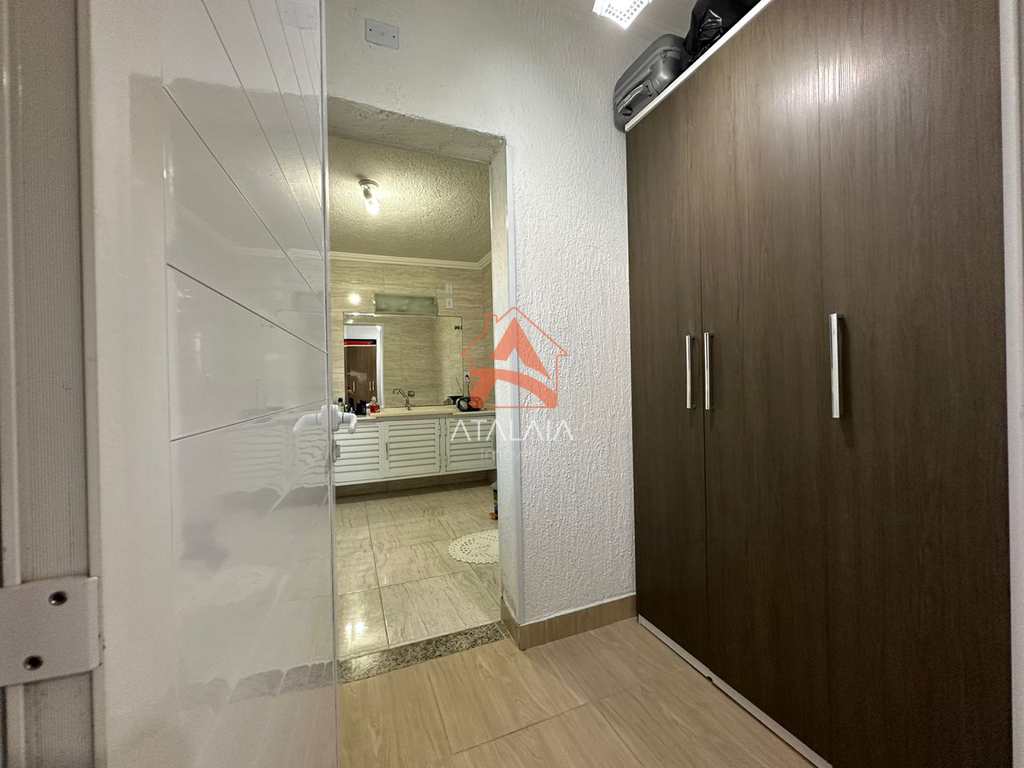 Casa em Praia Grande, no bairro Real