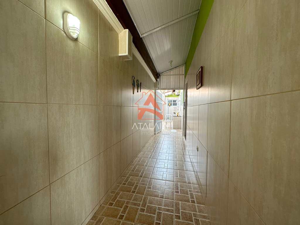 Casa em Praia Grande, no bairro Real
