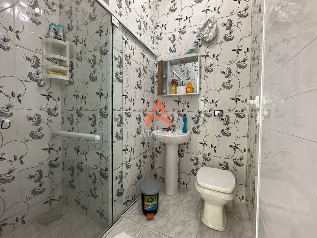 Casa em Praia Grande, no bairro Real