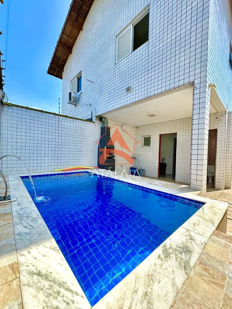 Casa em Praia Grande, no bairro Mirim