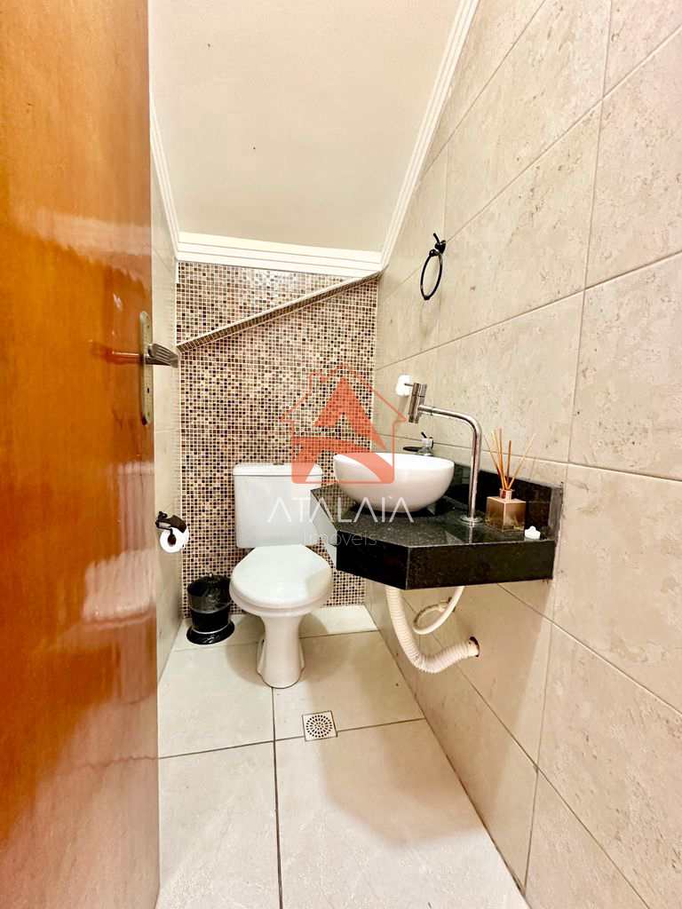 Casa em Praia Grande, no bairro Mirim