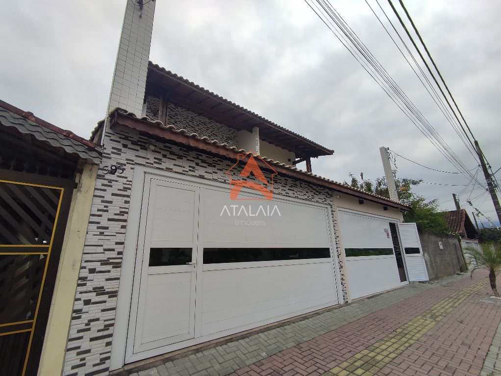 Casa em Praia Grande, no bairro Mirim