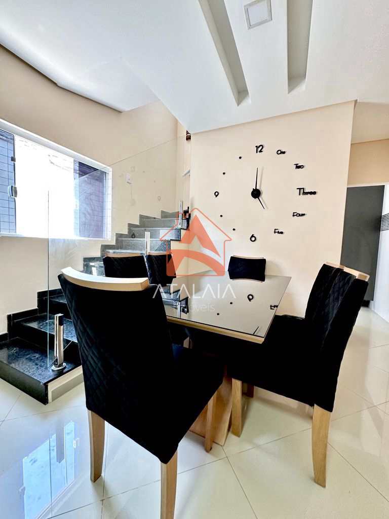 Casa em Praia Grande, no bairro Mirim