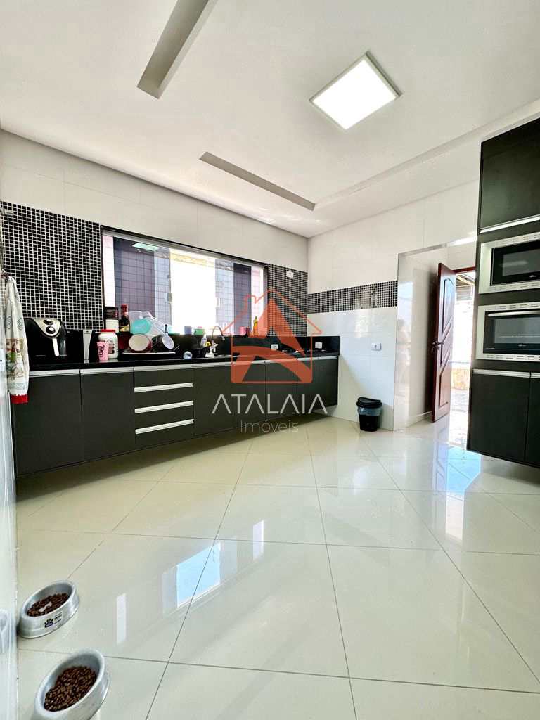Casa em Praia Grande, no bairro Mirim