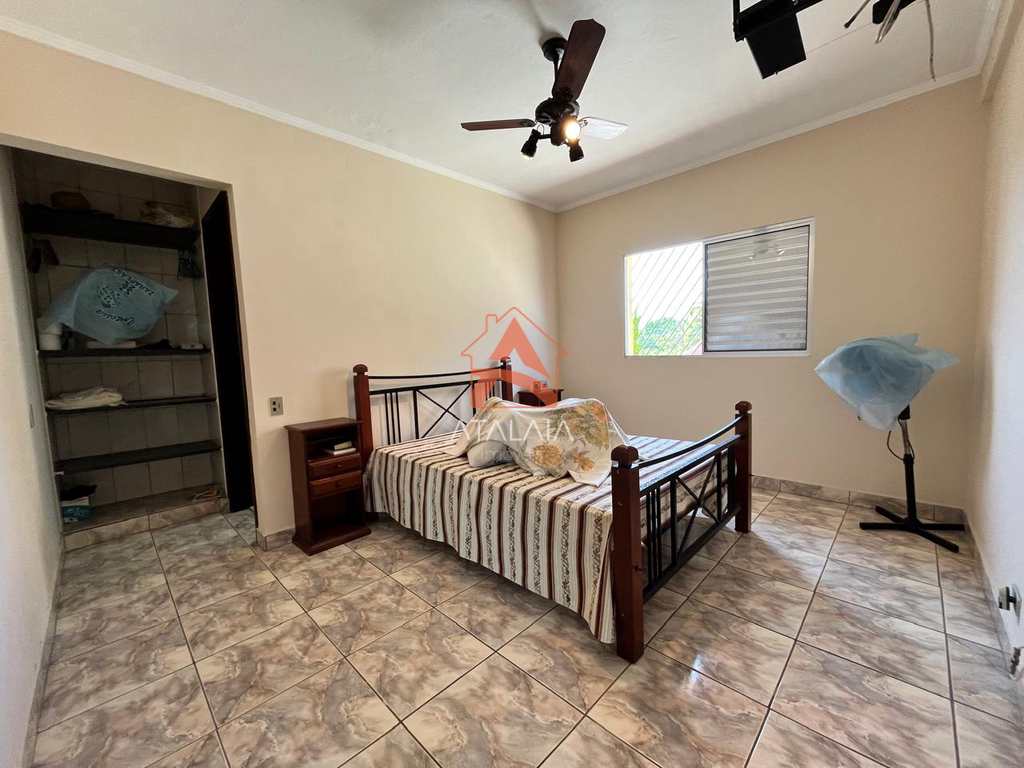Casa em Praia Grande, no bairro Flórida