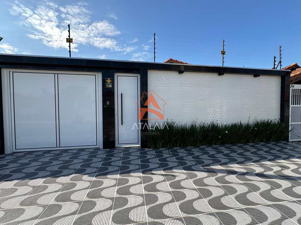 Casa em Praia Grande, no bairro Solemar