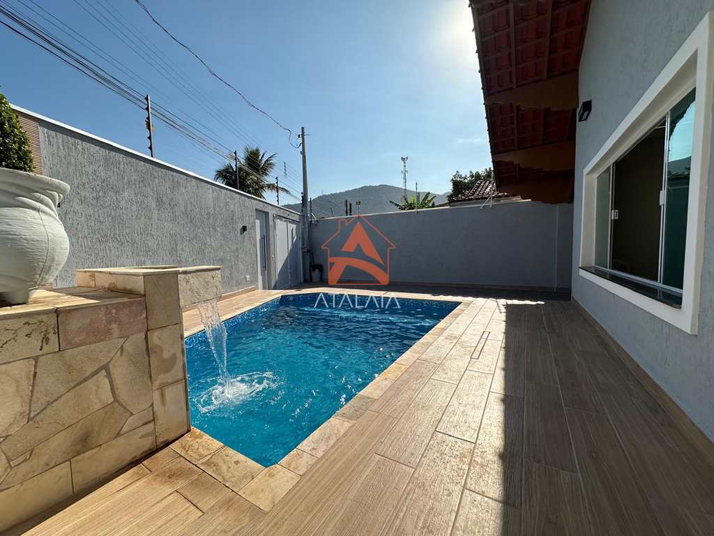 Casa em Praia Grande, no bairro Solemar