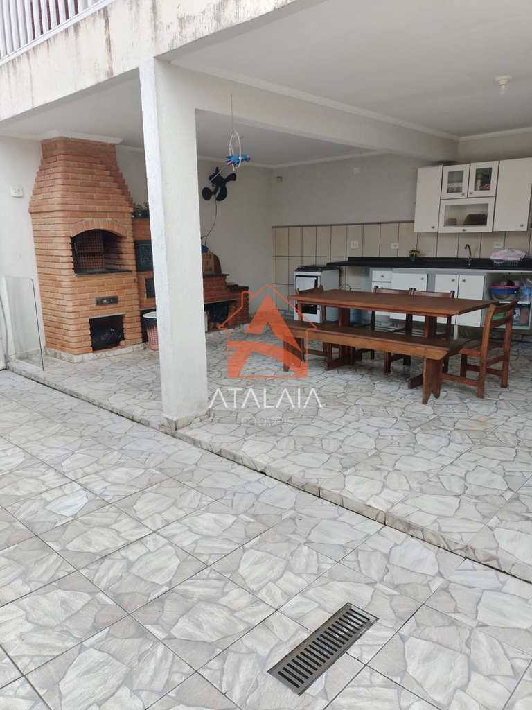 Casa em Praia Grande, no bairro Maracanã