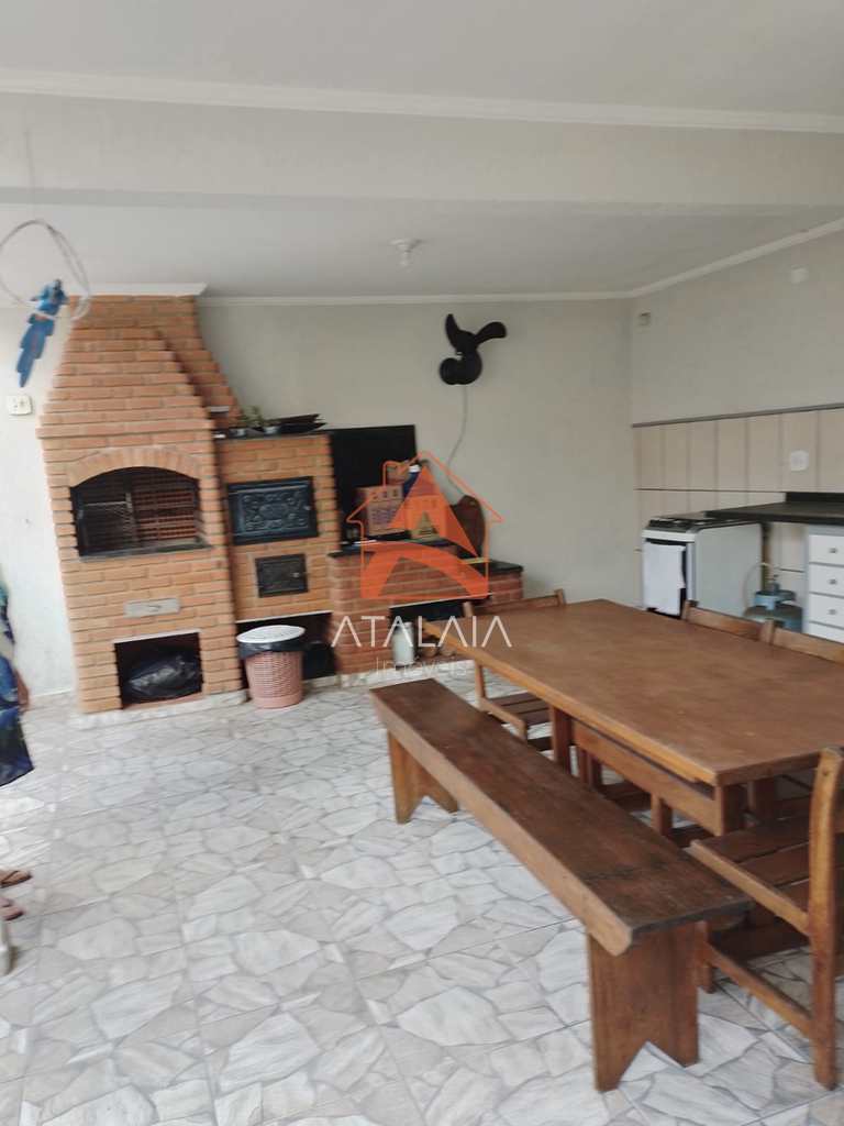Casa em Praia Grande, no bairro Maracanã