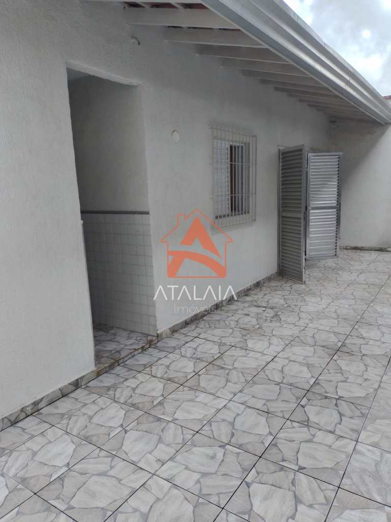 Casa em Praia Grande, no bairro Maracanã