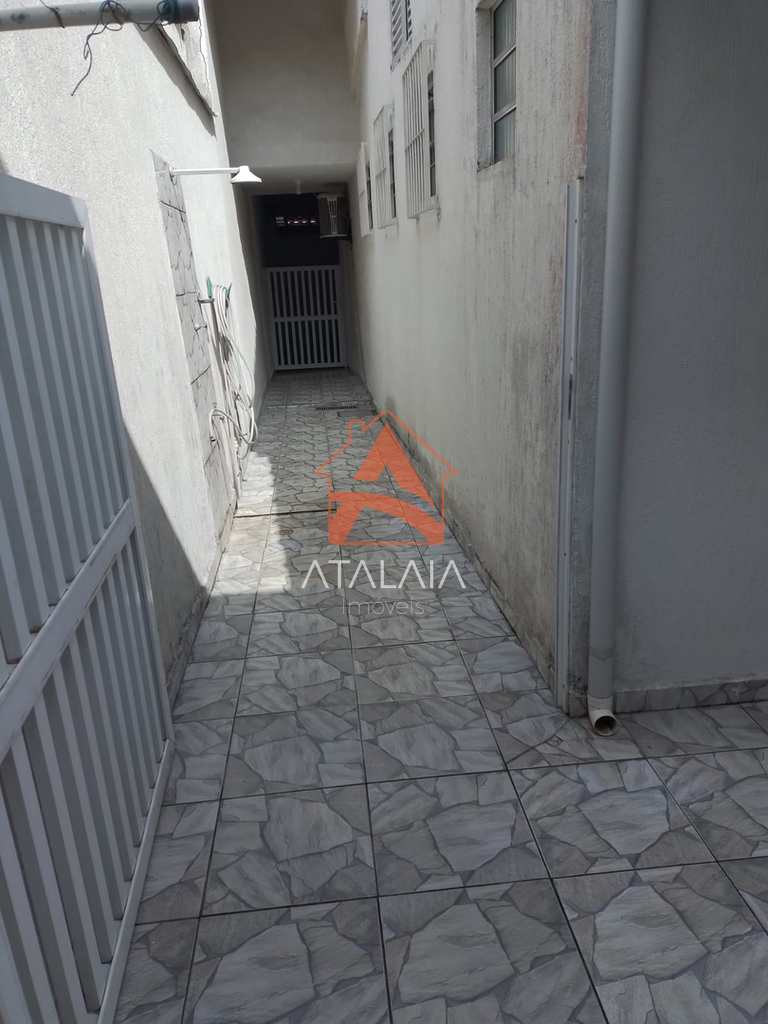 Casa em Praia Grande, no bairro Maracanã