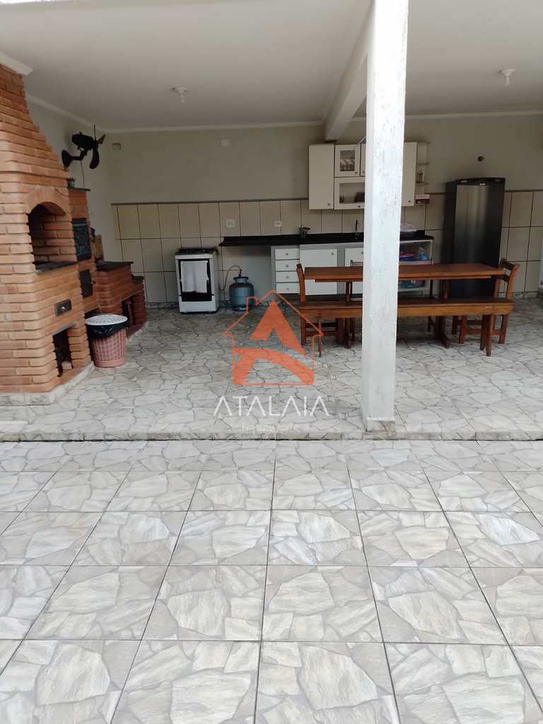 Casa em Praia Grande, no bairro Maracanã