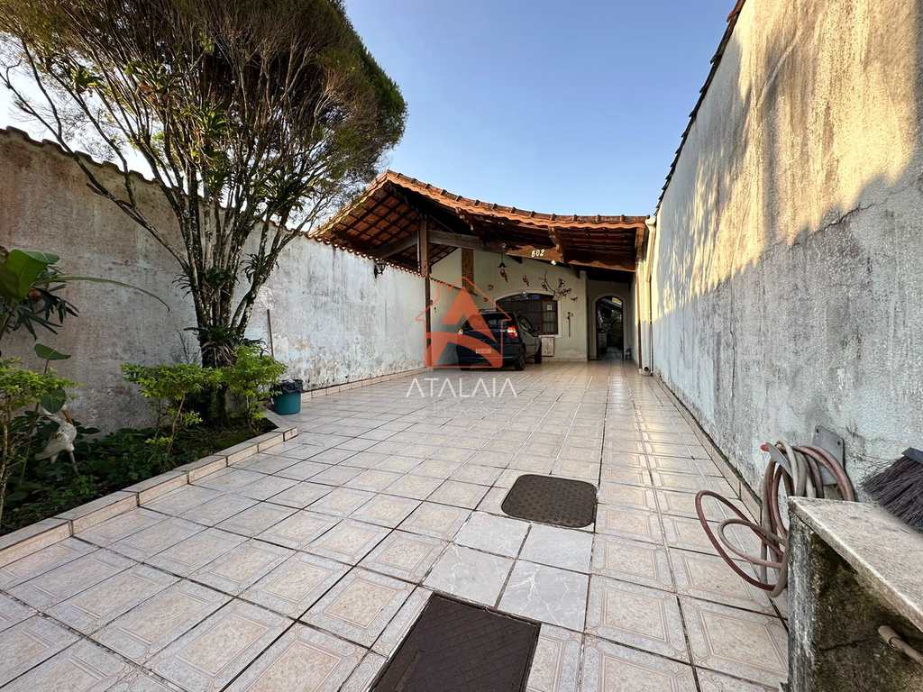 Casa em Praia Grande, no bairro Real