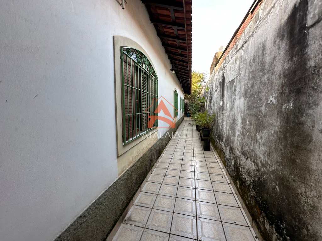 Casa em Praia Grande, no bairro Real