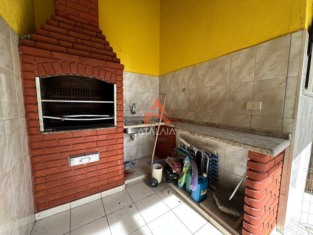 Casa em Praia Grande, no bairro Caiçara