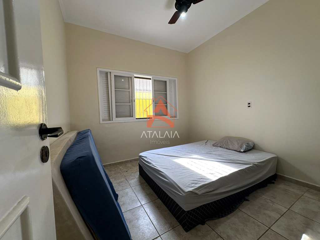 Casa em Praia Grande, no bairro Caiçara