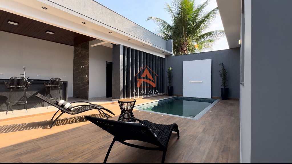 Casa em Praia Grande, no bairro Maracanã