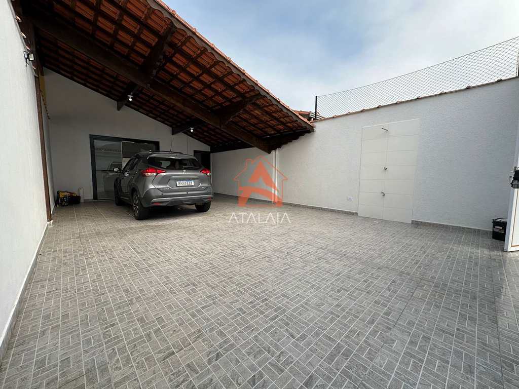 Casa em Praia Grande, no bairro Real