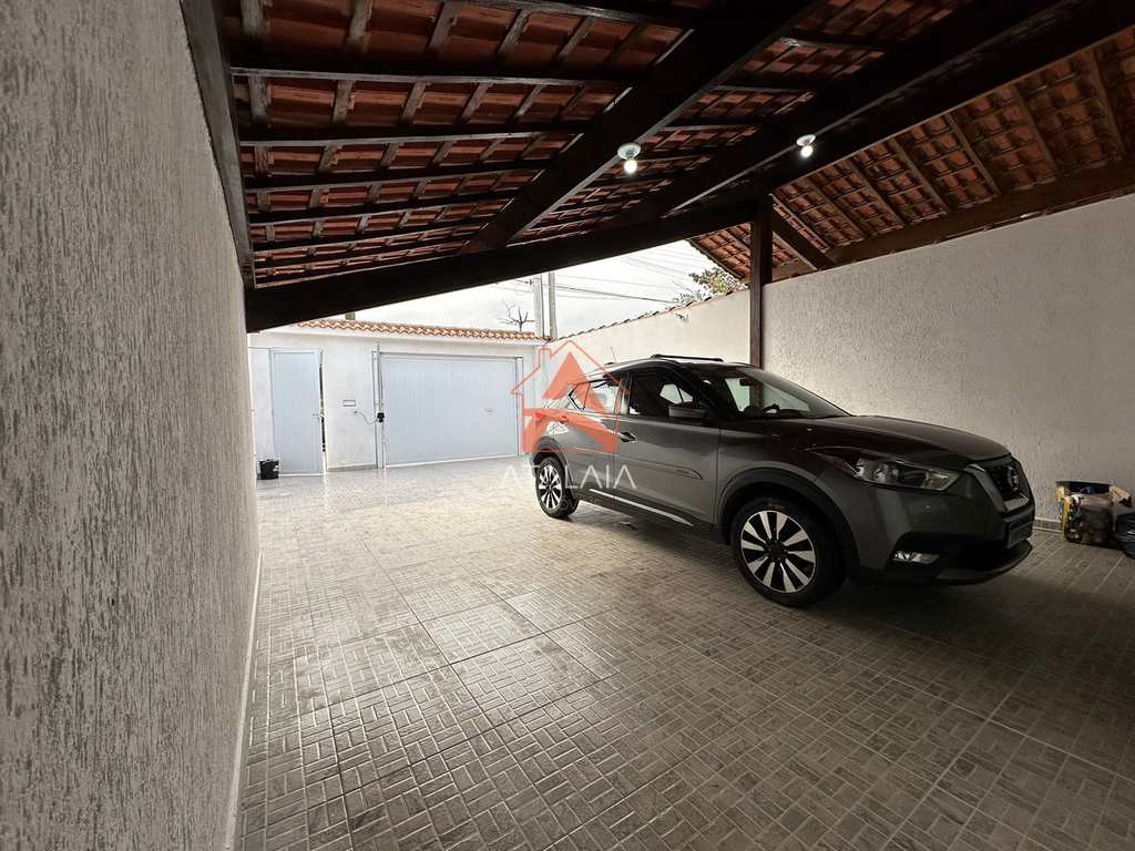 Casa em Praia Grande, no bairro Real