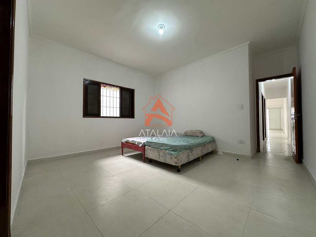 Casa em Praia Grande, no bairro Real