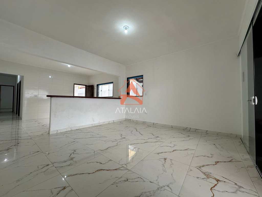 Casa em Praia Grande, no bairro Real
