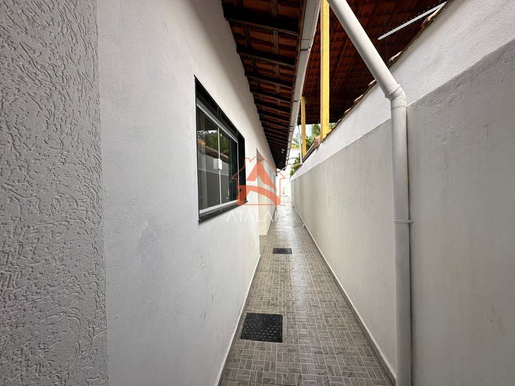 Casa em Praia Grande, no bairro Real