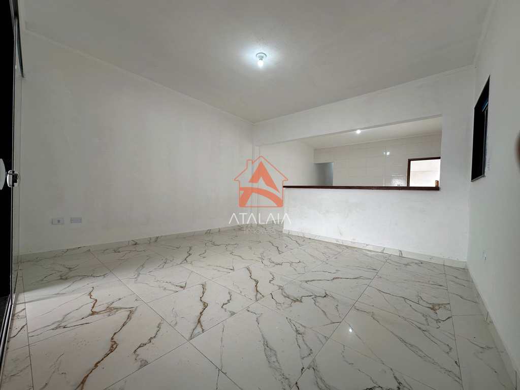 Casa em Praia Grande, no bairro Real