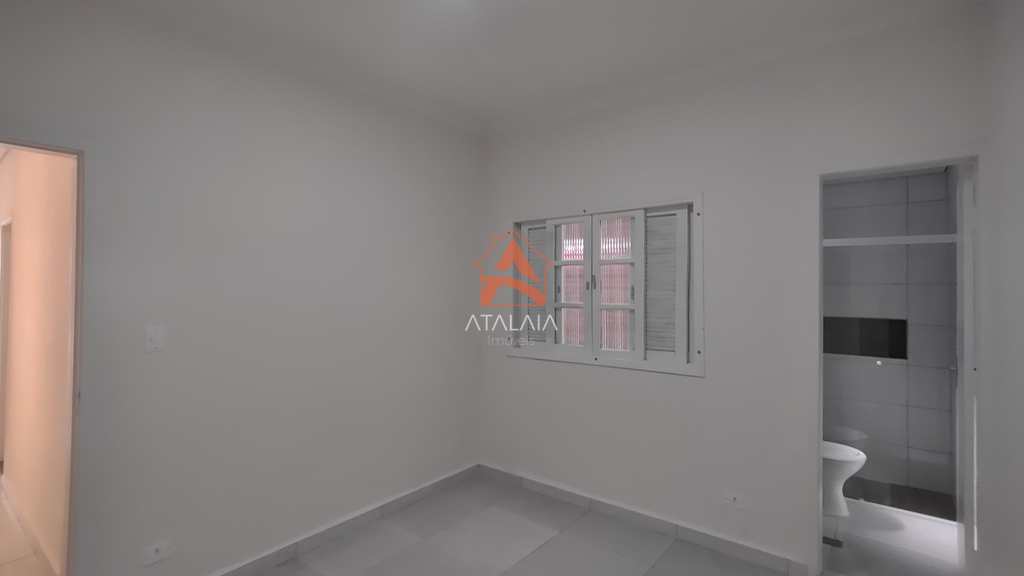 Casa em Praia Grande, no bairro Maracanã