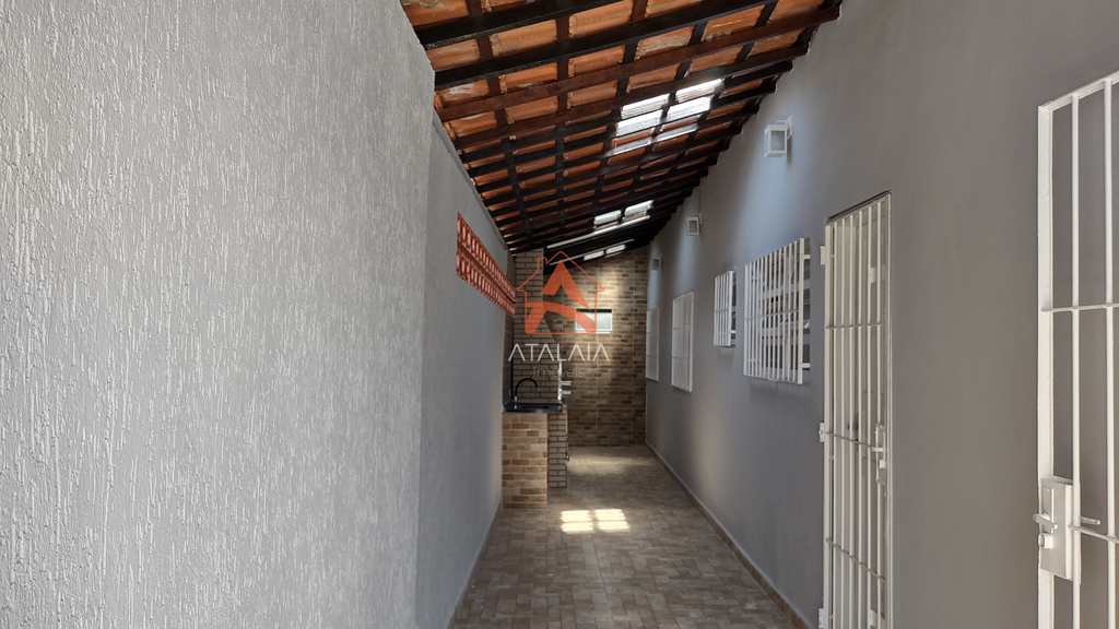 Casa em Praia Grande, no bairro Maracanã