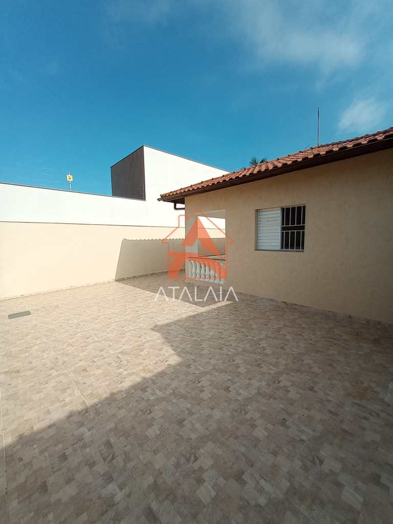 Casa em Praia Grande, no bairro Maracanã