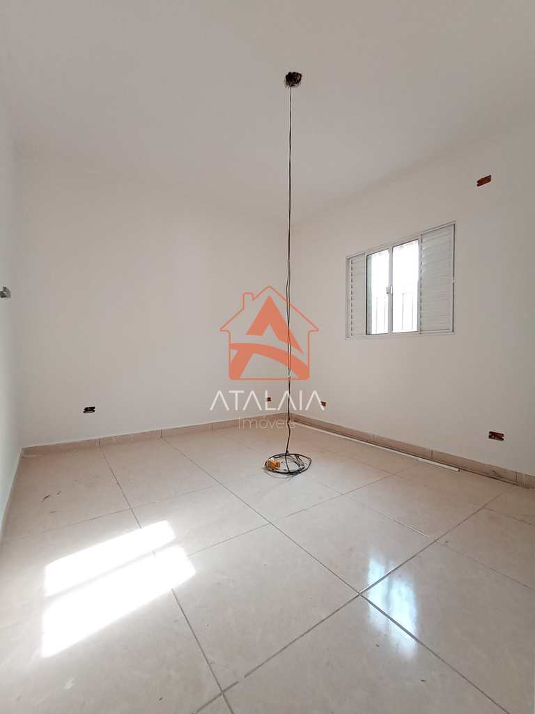 Casa em Praia Grande, no bairro Maracanã