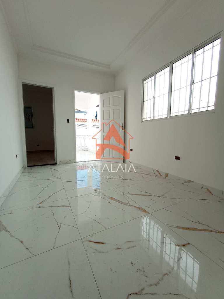 Casa em Praia Grande, no bairro Maracanã