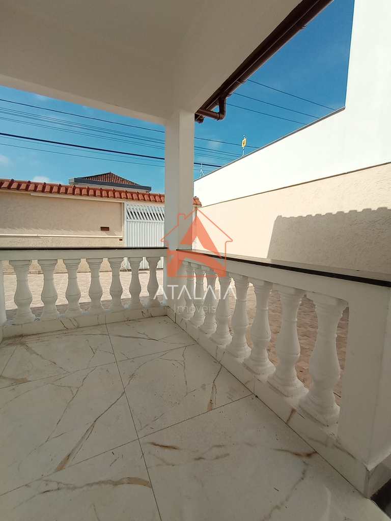 Casa em Praia Grande, no bairro Maracanã
