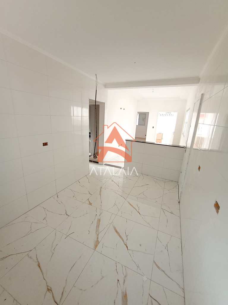 Casa em Praia Grande, no bairro Maracanã